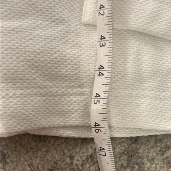 New Pottery Barn White Plush Robe - Picture 3 of 7